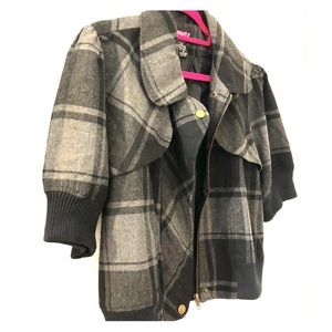 Gray / Black Plaid Jacket, size XL